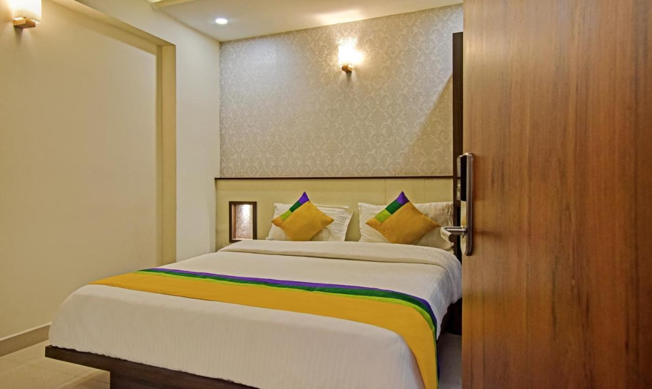 Itsy Hotels Deluxe Inn Ченнаї Екстер'єр фото
