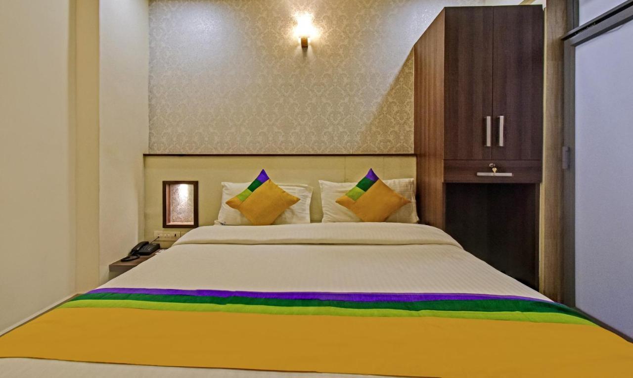 Itsy Hotels Deluxe Inn Ченнаї Екстер'єр фото