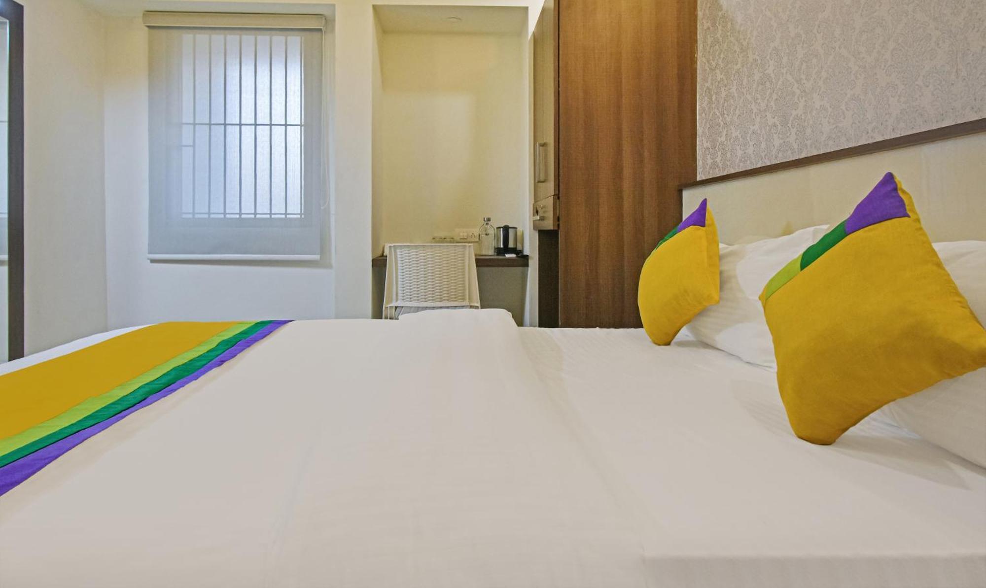 Itsy Hotels Deluxe Inn Ченнаї Екстер'єр фото